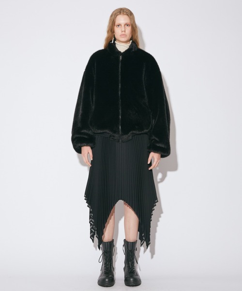 beautiful people（ビューティフルピープル）の「selvedge logo gaba- dine pleated skirt（スカート・レディース・ブラック・38/36/34）」の3枚目の写真