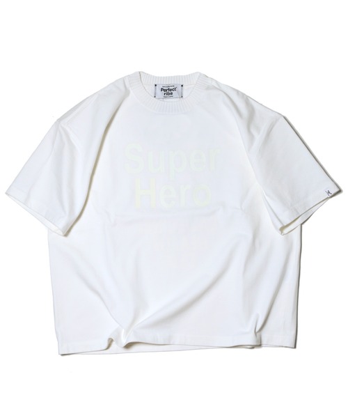 NATAL DESIGN(ネイタルデザイン)の「Perfect ribs X ALM X ROOM MATE ”SUPER HERO S/S TEE”(Tシャツ/カットソー・メンズ・ホワイト・X-LARGE/LARGE)」の1枚目の写真