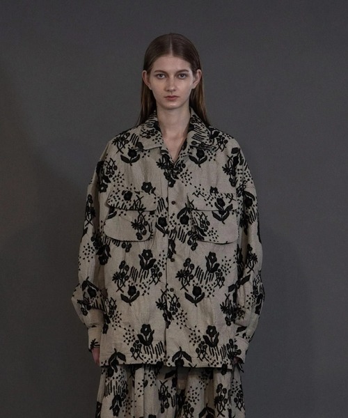 my beautiful landlet（マイビューティフルランドレット）の「【my beautiful landlet】 ORIGINAL FLOWER JACQUARD SHIRT（シャツ/ブラウス・メンズ・ベージュ/ブラック・1/0）」の2枚目の写真