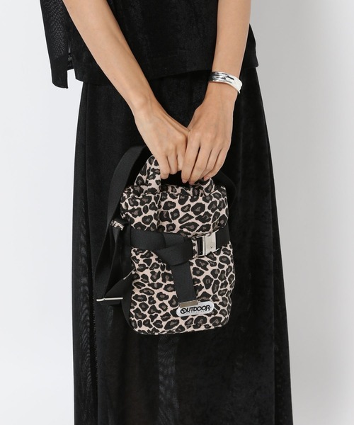 OUTDOOR PRODUCTS（アウトドアプロダクツ）の「【HEREIAM】OUTDOOR PRODUCTS別注/ベルトショルダー（ショルダーバッグ・レディース・ブラウン/レオパード/ブラック/ゼブラ/シルバー・FREE）」の21枚目の写真