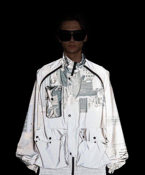 DAIRIKU（ダイリク）の「"INCEPTION" REFLECTOR 3ZIP JACKET（その他アウター・メンズ・シルバー・L）」の8枚目の写真