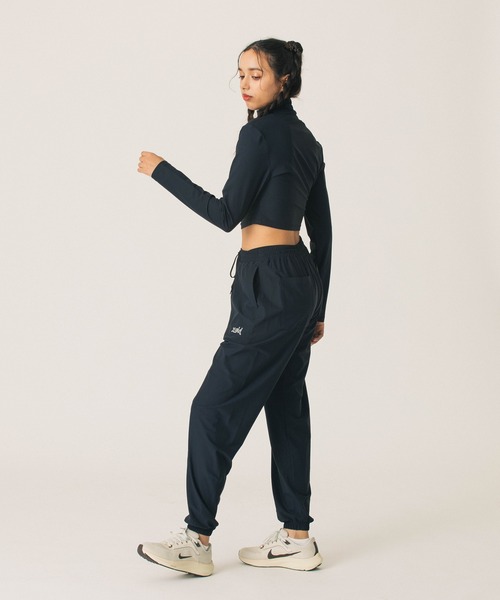 X-girl SPORTS(エックスガールスポーツ)の「HIGH NECK SHORT LS TOP(Tシャツ/カットソー・レディース・ブラック/ベージュ・MEDIUM/LARGE)」の13枚目の写真