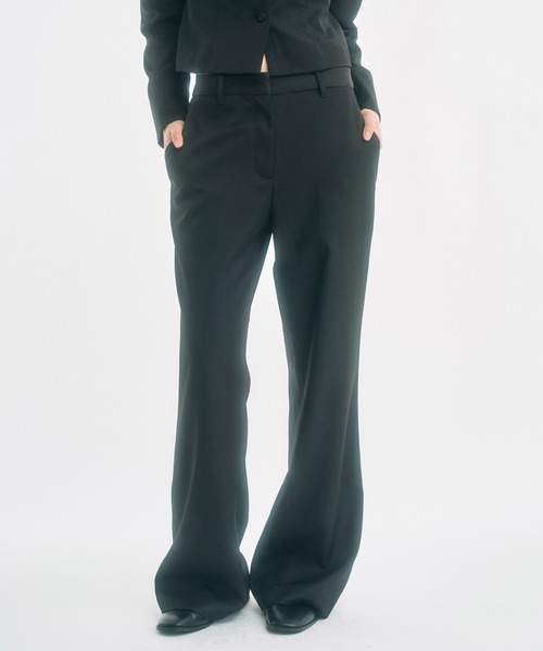 FEKETE（フェケテ）の「flared slacks / フレアスラックス（スラックス・レディース・グレー/ブラック・SMALL/MEDIUM/LARGE）」の12枚目の写真