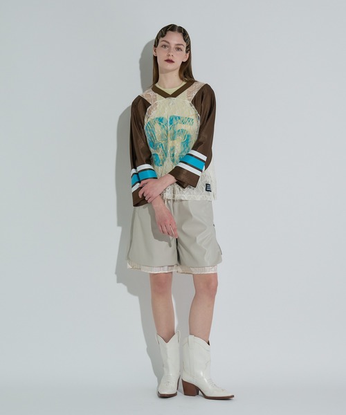 ANNA SUI NYC(アナ スイ エヌ ワイ シー)の「バタフライプリントゲームシャツ(Tシャツ/カットソー・レディース・ブラック/シルバー/ブラウン・FREE)」の16枚目の写真