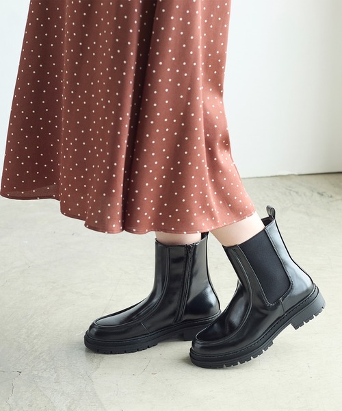 coca(ANDEX shoes product)(コカ)の「ショート丈 厚底サイドゴアブーツ(ブーツ・レディース・ブラック・SMALL/MEDIUM/LARGE)」の10枚目の写真