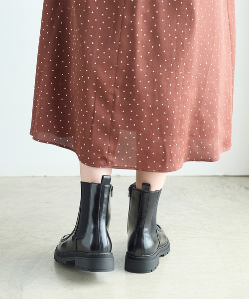 coca(ANDEX shoes product)(コカ)の「ショート丈 厚底サイドゴアブーツ(ブーツ・レディース・ブラック・SMALL/MEDIUM/LARGE)」の20枚目の写真