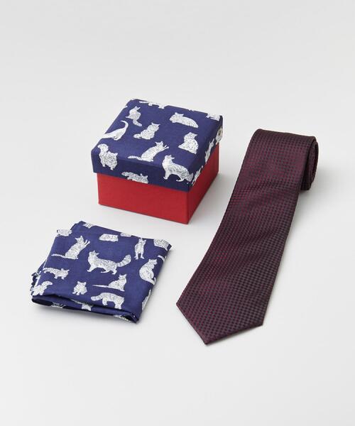 TAKEO KIKUCHI(タケオキクチ)の「【BOXセット】ベーシックネクタイ&リバティハンカチ 特製ギフトセット(ネクタイ・メンズ・グリーン/ボルドー/ピンク系/ネイビー・00)」の4枚目の写真