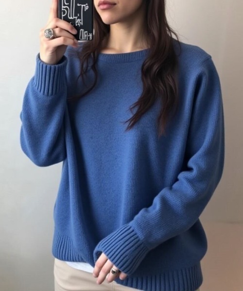 cammie(キャミー)の「クルーネックオーバーサイズニット(ニット/セーター・レディース・ホワイト/ブルー/ベージュ/ブラック・F)」の19枚目の写真