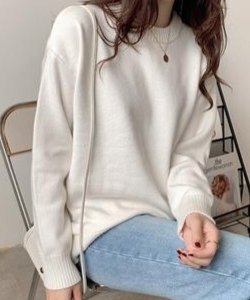 cammie(キャミー)の「クルーネックオーバーサイズニット(ニット/セーター・レディース・ホワイト/ブルー/ベージュ/ブラック・F)」の9枚目の写真