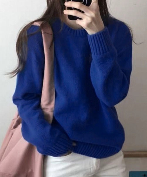 cammie(キャミー)の「クルーネックオーバーサイズニット(ニット/セーター・レディース・ホワイト/ブルー/ベージュ/ブラック・F)」の11枚目の写真