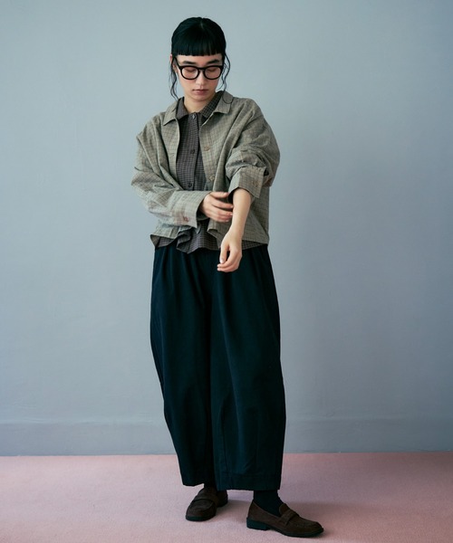 Crisp(クリスプ)の「クロップドボリュームパンツ(チノパンツ・レディース・アイボリー/ブラック/ブラウン・FREE)」の16枚目の写真