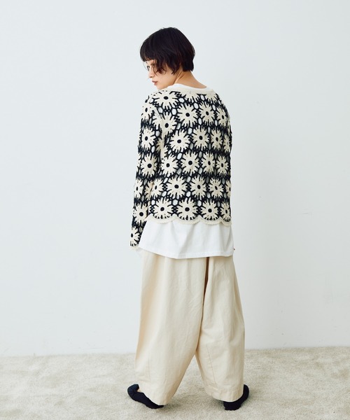 Crisp(クリスプ)の「クロップドボリュームパンツ(チノパンツ・レディース・アイボリー/ブラック/ブラウン・FREE)」の8枚目の写真