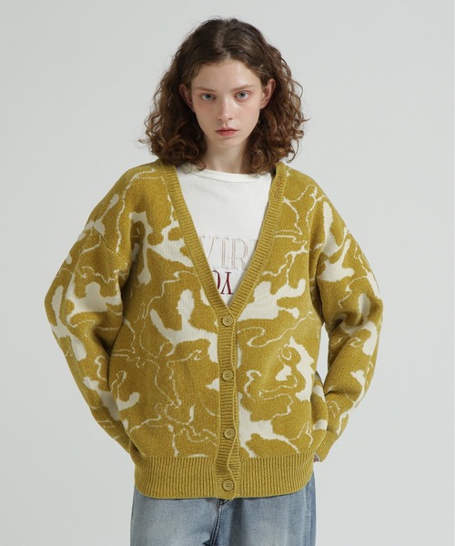 AVIREX（アヴィレックス）の「《直営店限定》BOUCLE CAMO KINT CARDIGAN（カーディガン/ボレロ・レディース・ネイビー/イエロー・F）」の11枚目の写真