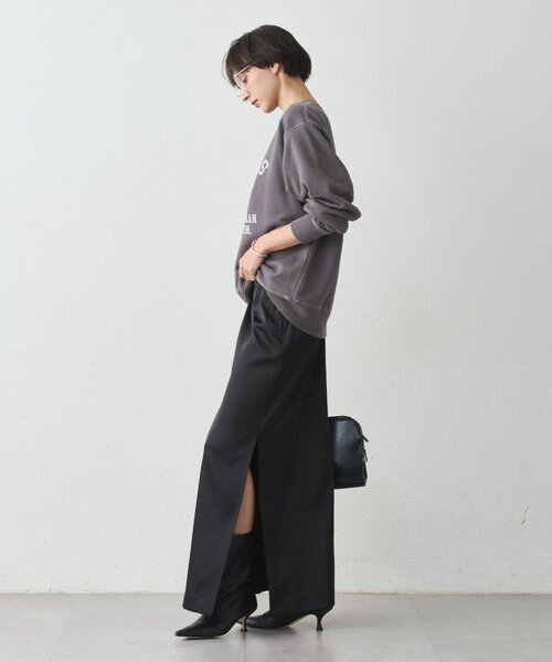 LOUNGEDRESS（ラウンジドレス）の「スリットサテンタイトスカート