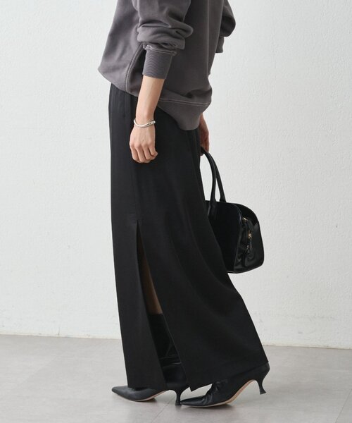 Loungedress フロントスリットスカート LOUNGEDRESS（ラウンジドレス）の「フロントZIPスカート（スカート