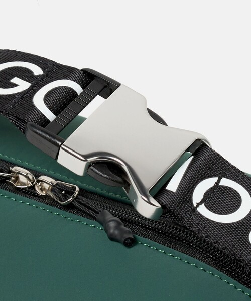 UNITED ARROWS GOLF(ユナイテッドアローズゴルフ)の「ロゴテープ スクエア ポーチ(ゴルフグッズ・メンズ・ケリーグリーン/ブラック・FREE)」の13枚目の写真