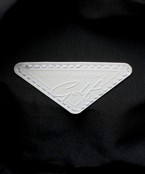 UNITED ARROWS GOLF(ユナイテッドアローズゴルフ)の「ロゴテープ スクエア ポーチ(ゴルフグッズ・メンズ・ケリーグリーン/ブラック・FREE)」の3枚目の写真
