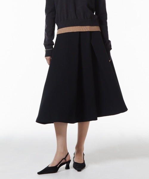 JOSE MOON（ジョゼムーン）の「BONDING TUCK FLARE SKIRT/ボンディングタックフレアスカート（スカート・レディース・ブラック/グレー・36/38）」の2枚目の写真