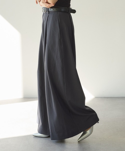 フロントタックワイドパンツ（スラックス）｜KUREN（クレン）の