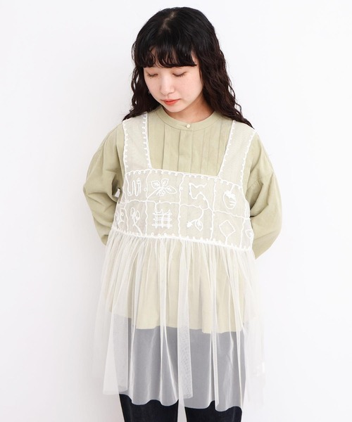 l'atelier du savon（アトリエドサボン）の「_いちごのコード刺繍　重ねるチュールブラウス（シャツ/ブラウス・レディース・ブラック/オフホワイト・FREE）」の10枚目の写真