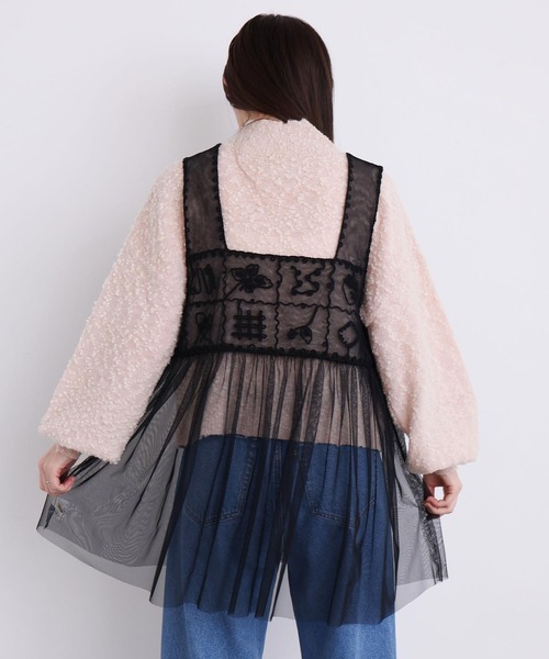 l'atelier du savon（アトリエドサボン）の「_いちごのコード刺繍　重ねるチュールブラウス（シャツ/ブラウス・レディース・ブラック/オフホワイト・FREE）」の5枚目の写真