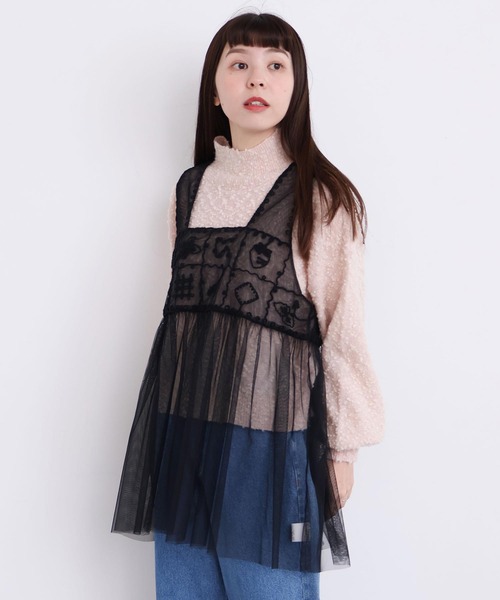 l'atelier du savon（アトリエドサボン）の「_いちごのコード刺繍　重ねるチュールブラウス（シャツ/ブラウス・レディース・ブラック/オフホワイト・FREE）」の7枚目の写真