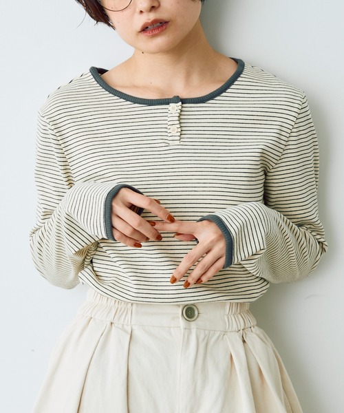 Crisp(クリスプ)の「ヘンリーボーダーTシャツ(Tシャツ/カットソー・レディース・ブラック/ベージュ・FREE)」の3枚目の写真