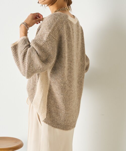 Jena espace merveilleux(ジェナ エスパスメルヴェイユ)の「【スタイルアップ】配色アゼVニット(ニット/セーター・レディース・ベージュ/ブラウン/グレー・FREE)」の21枚目の写真