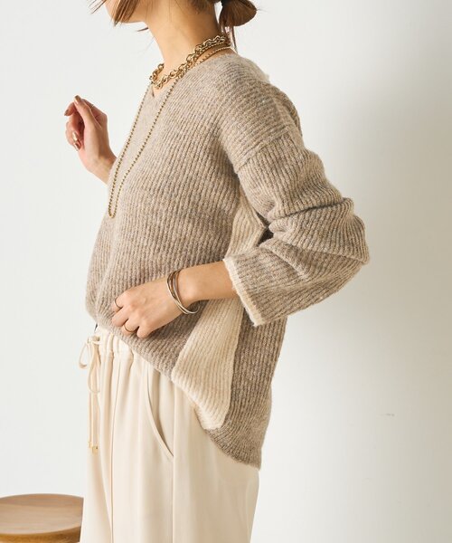 Jena espace merveilleux(ジェナ エスパスメルヴェイユ)の「【スタイルアップ】配色アゼVニット(ニット/セーター・レディース・ベージュ/ブラウン/グレー・FREE)」の20枚目の写真