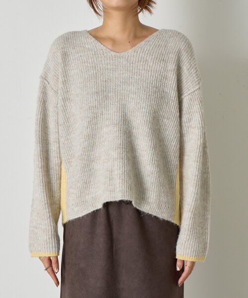 Jena espace merveilleux(ジェナ エスパスメルヴェイユ)の「【スタイルアップ】配色アゼVニット(ニット/セーター・レディース・ベージュ/ブラウン/グレー・FREE)」の12枚目の写真