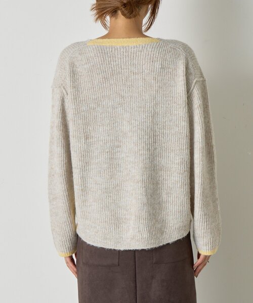 Jena espace merveilleux(ジェナ エスパスメルヴェイユ)の「【スタイルアップ】配色アゼVニット(ニット/セーター・レディース・ベージュ/ブラウン/グレー・FREE)」の10枚目の写真