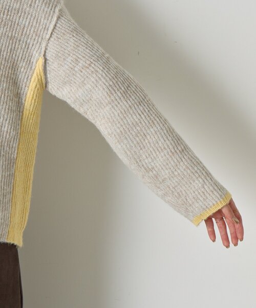 Jena espace merveilleux(ジェナ エスパスメルヴェイユ)の「【スタイルアップ】配色アゼVニット(ニット/セーター・レディース・ベージュ/ブラウン/グレー・FREE)」の6枚目の写真