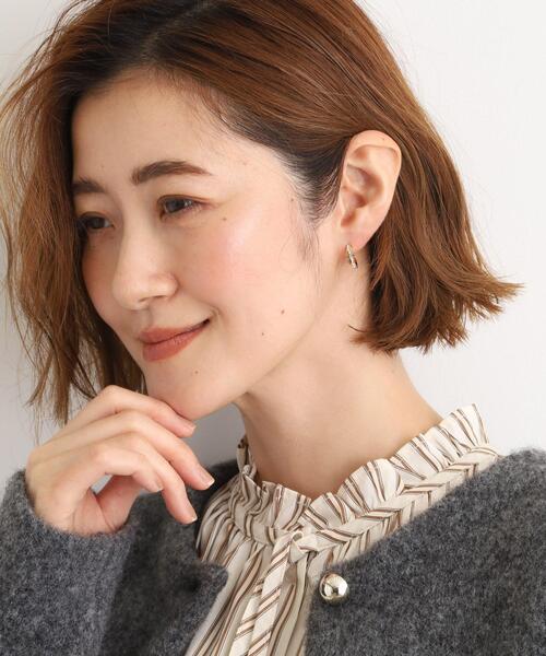 grove（グローブ）の「パール調ビジューフープデザインピアス（ピアス（両耳用）・レディース・ゴールド系/ゴールド・00）」の7枚目の写真