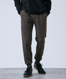 ジョガーパンツ」に該当するグリーン・カーキ/緑色系のファッション