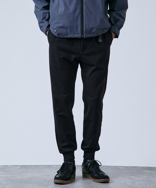 B.C STOCK(ベーセーストック)の「ストレッチ ストライクジョガーパンツ(その他パンツ・メンズ・ブラック/チャコールグレー/カーキ・MEDIUM/LARGE)」の1枚目の写真