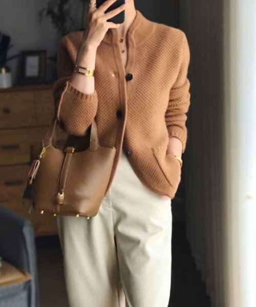 deux amour（ドゥーザムール）の「前ボタンポケット付きニットジャケット（その他アウター・レディース・ブラウン/グレー/アイボリー・FREE）」の6枚目の写真