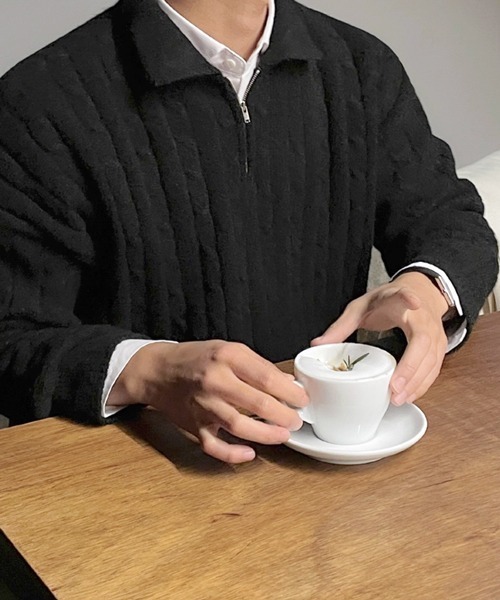 NOWLE(ノウル)の「【NOWLE】ケーブル編み ハーフジップ ポロカラー ニット(ニット/セーター・メンズ・グレー/ブラック・MEDIUM/LARGE/X-LARGE)」の6枚目の写真