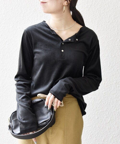 SHIPS any（シップス エニィ）の「SHIPS any:〈洗濯機可能〉ポリエステル ベロア 2way ヘンリーネック プルオーバー（Tシャツ/カットソー・レディース・ブラック/グレー/ワイン・ONE SIZE）」の17枚目の写真