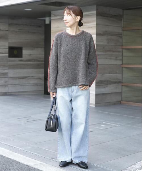 ITEMS URBANRESEARCH(アイテムズ アーバンリサーチ)の「ブークレパイピングニット(ニット/セーター・レディース・オフホワイト/ブラウン/ネイビー・FREE)」の8枚目の写真