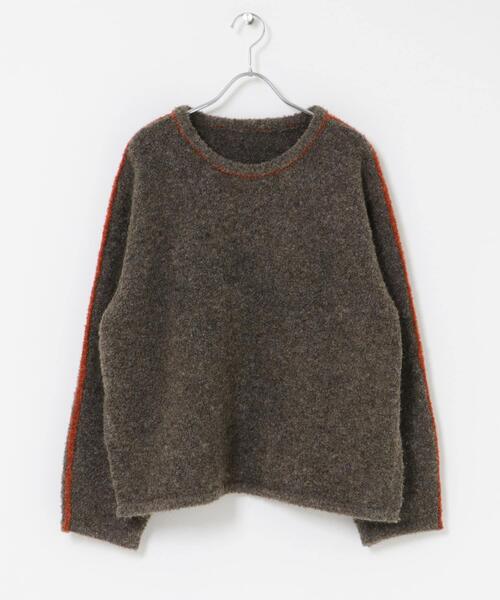 ITEMS URBANRESEARCH(アイテムズ アーバンリサーチ)の「ブークレパイピングニット(ニット/セーター・レディース・オフホワイト/ブラウン/ネイビー・FREE)」の9枚目の写真