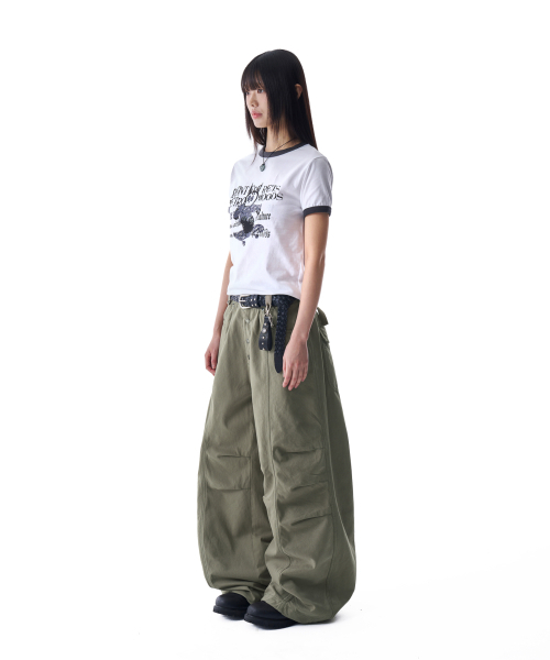 AAKAM(アーカム)の「ニーピンタックスタッズコットンパンツ(カーキ)(その他パンツ・メンズ・その他・2/1)」の4枚目の写真