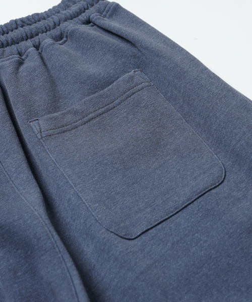 FRIZMWORKS(フリズムワークス)の「PIGMENT TERRY TRACK PANTS _ BLUE(スウェットパンツ・メンズ・その他・MEDIUM/LARGE/X-LARGE)」の7枚目の写真
