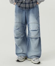 TRILLION（トリリオン）の「Knee dart denim pants light grey（デニムパンツ）」