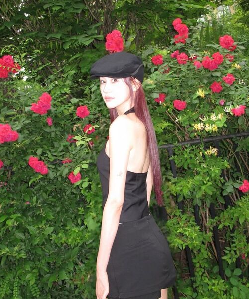 WESLEYHYUSTON(ウェズリーユーストン)の「Evelyn halter neck vest black(ベスト・レディース・その他・SMALL/MEDIUM)」の8枚目の写真