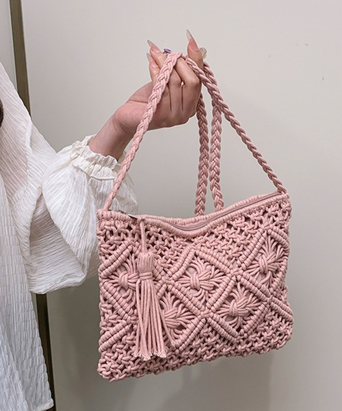 c.u.l(シーユーエル)の「かぎあみ クロシェ サコッシュ ショルダーバッグ cula1347(ショルダーバッグ・レディース・ベージュ/アイボリー/ブラック/ピンク・FREE)」の1枚目の写真
