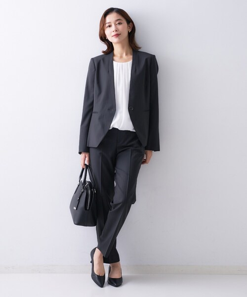 【美品&amp;Lサイズ】UNTITLED（アンタイトル）のブラックスーツ UNTITLED（アンタイトル） 【中古】UNTITLED スーツ スカートスーツ