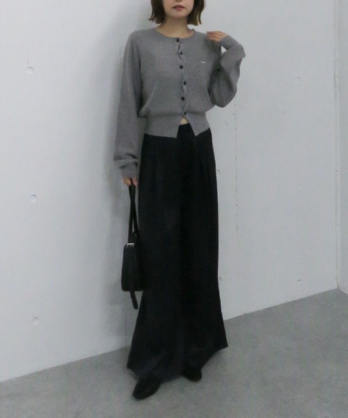 archives（アルシーヴ）の「サテンタックパンツ（その他パンツ・レディース・ネイビー/ブラウン/ベージュ・MEDIUM）」の22枚目の写真