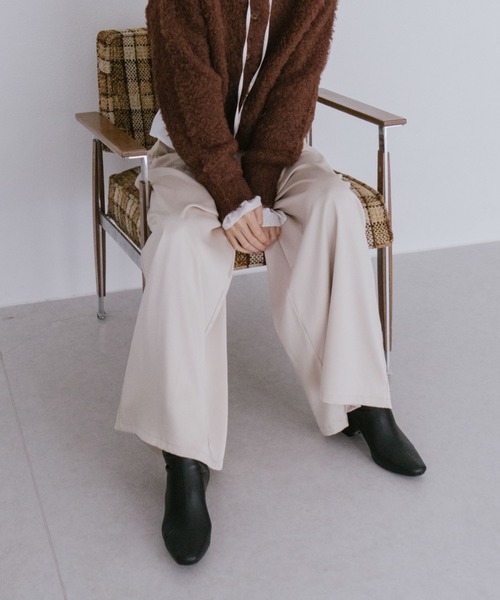 archives（アルシーヴ）の「サテンタックパンツ（その他パンツ・レディース・ネイビー/ブラウン/ベージュ・MEDIUM）」の8枚目の写真