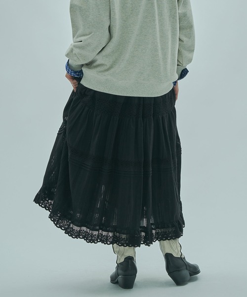 ROSE BUD（ローズバッド）の「(mag.by c)FRILL TIERED SKIRT（スカート・レディース・ホワイト/ブラック・ONE SIZE）」の16枚目の写真