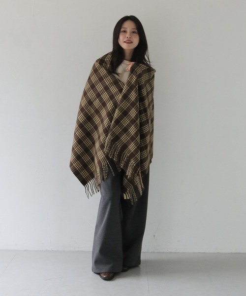 HER CLOSET（ハークローゼット）の「【HER CLOSET】ベーシックチェックマフラーBASIC CHECK MUFFLER（マフラー・レディース・ブラウン系その他/ホワイト系その他・FREE）」の17枚目の写真